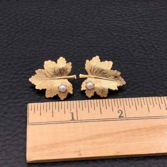 Sarah Coventry Maple Leaf Brooch Pin Clip Earring "Whispering Leaf" Vintage Demi - Picture 7 of 11